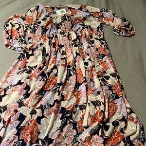 Torrid brand size 3 midi floral dress with 3/4 length blouse sleeves